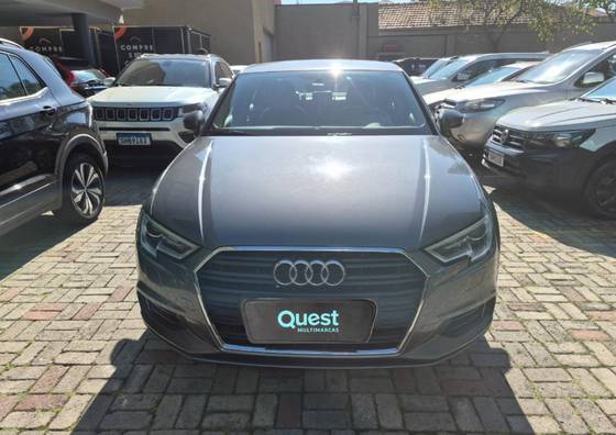 AUDI A3 1.4 TFSI SEDAN AMBIENTE 16V FLEX 4P TIPTRONIC AUDI A3 1.4 TFSI SEDAN AMBIENTE 16V FLEX 4P TIPTRONIC
